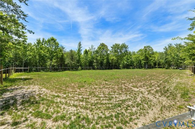 3269 Lowry Rd, Columbia, VA 23038