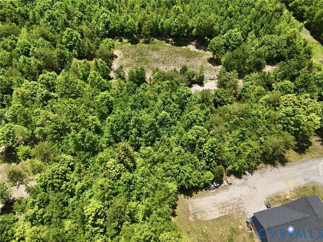 3269 Lowry Rd, Columbia, VA 23038