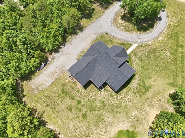 3269 Lowry Rd, Columbia, VA 23038