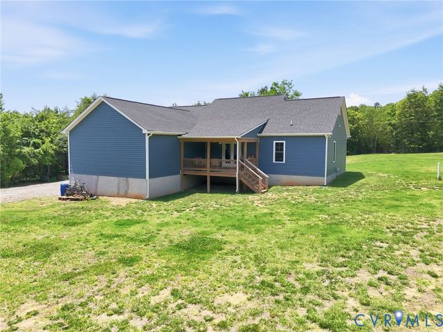 3269 Lowry Rd, Columbia, VA 23038