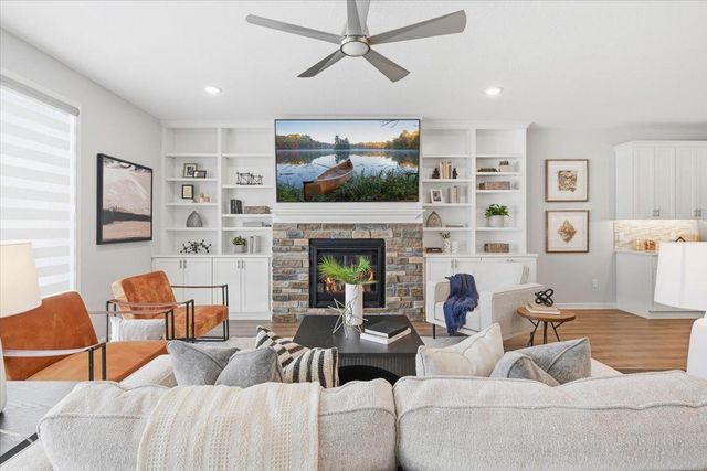 17908 Greenwich Way, Lakeville, MN 55044