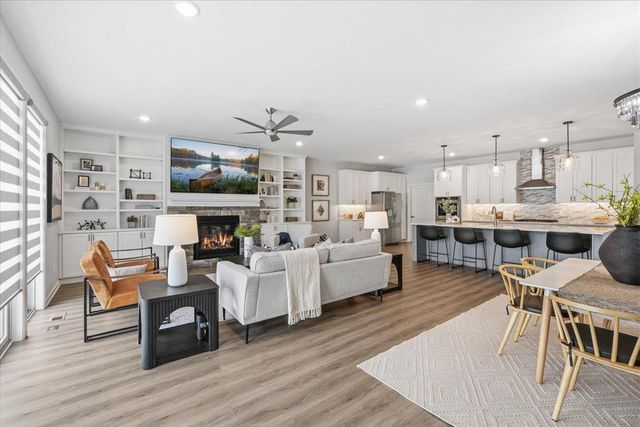 17908 Greenwich Way, Lakeville, MN 55044