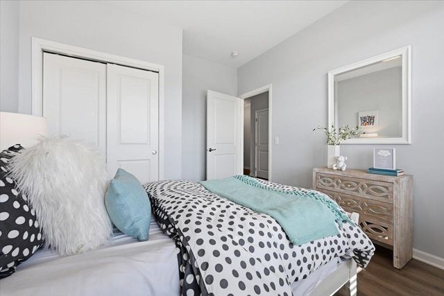 17908 Greenwich Way, Lakeville, MN 55044