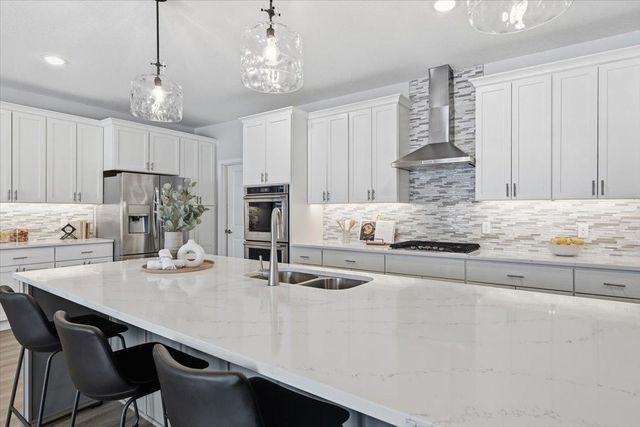 17908 Greenwich Way, Lakeville, MN 55044