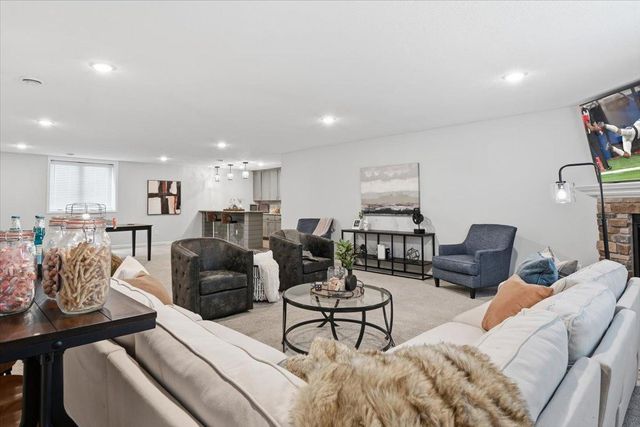 17908 Greenwich Way, Lakeville, MN 55044