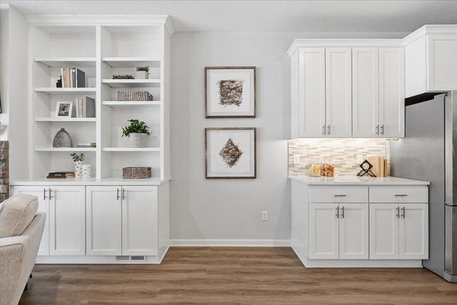 17908 Greenwich Way, Lakeville, MN 55044