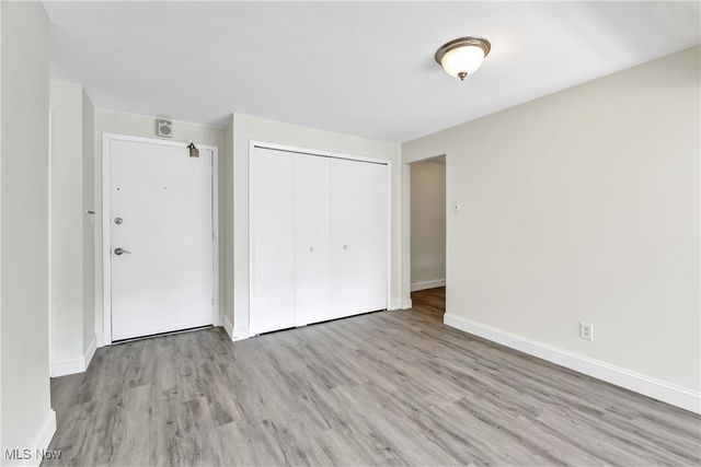 12900 Lake Avenue 211, Lakewood, OH 44107