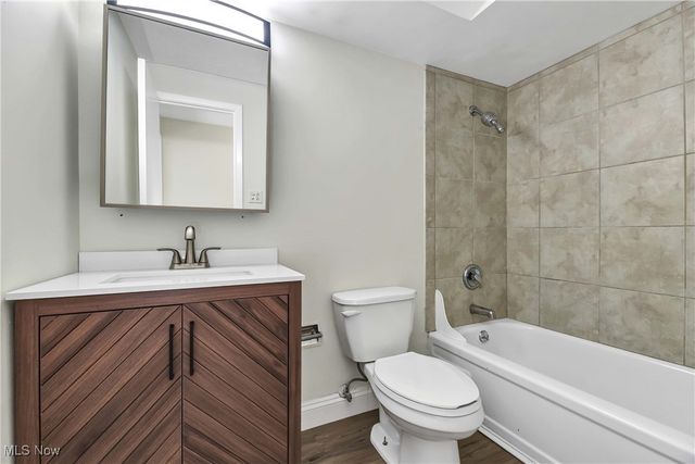 12900 Lake Avenue 211, Lakewood, OH 44107