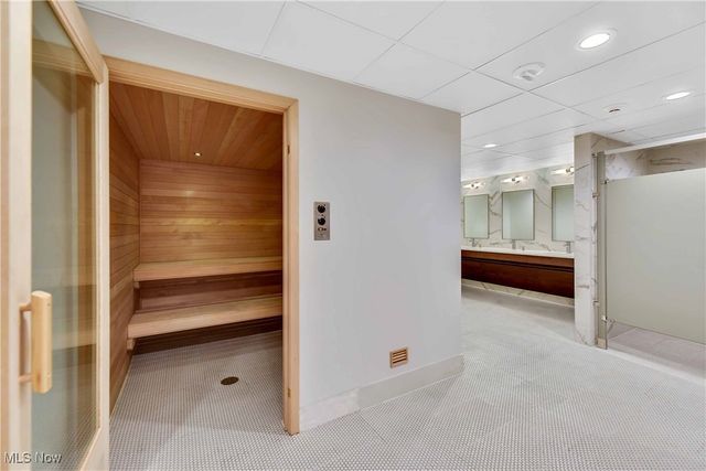 12900 Lake Avenue 211, Lakewood, OH 44107