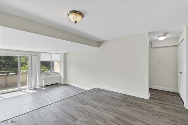 12900 Lake Avenue 211, Lakewood, OH 44107