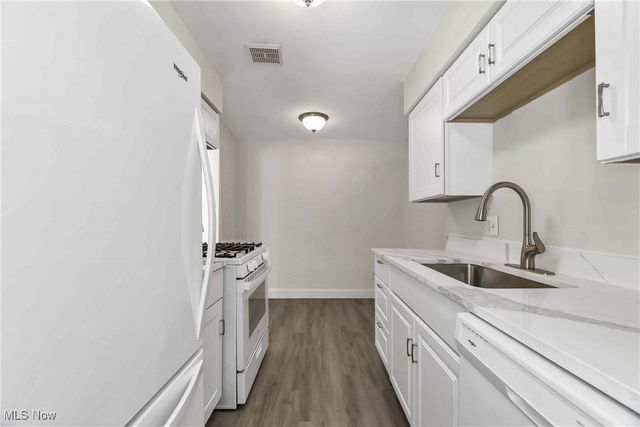 12900 Lake Avenue 211, Lakewood, OH 44107