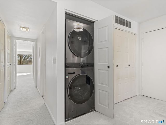 192 Gillies Lane 192, Norwalk, CT 06854