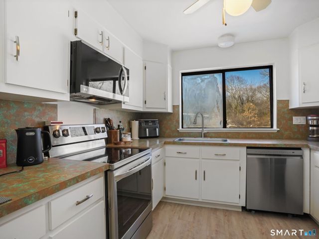 192 Gillies Lane 192, Norwalk, CT 06854