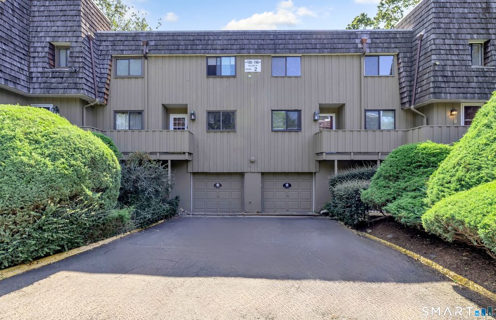 192 Gillies Lane 192, Norwalk, CT 06854