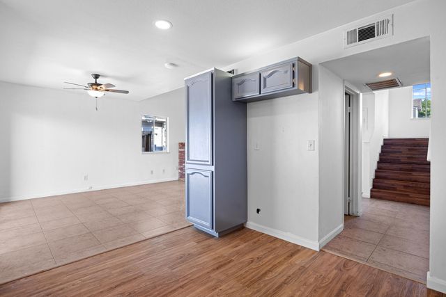 829 E Trinidad Avenue, Visalia, CA 93292