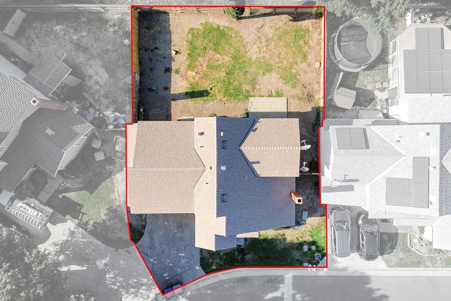 829 E Trinidad Avenue, Visalia, CA 93292