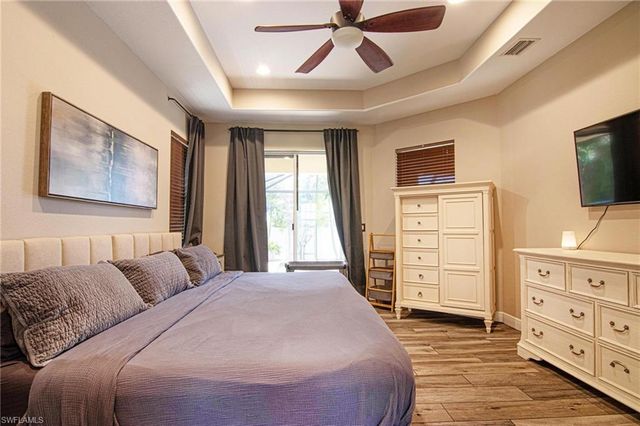 1824 NW 21st PL, Cape Coral, FL 33993