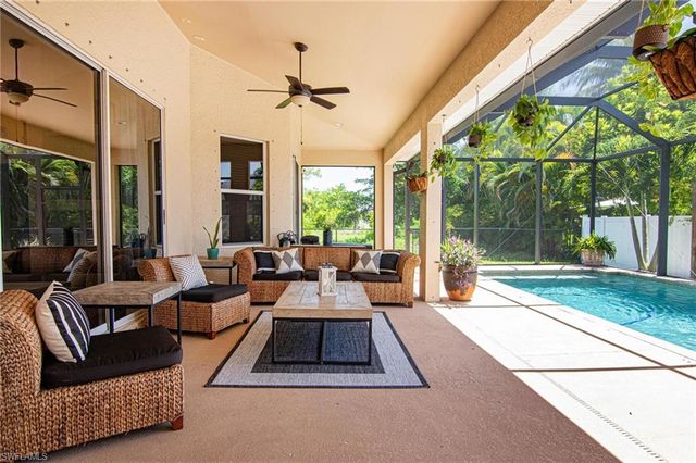 1824 NW 21st PL, Cape Coral, FL 33993