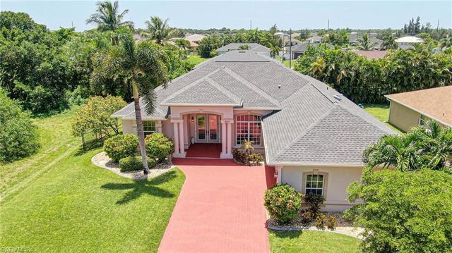 1824 NW 21st PL, Cape Coral, FL 33993