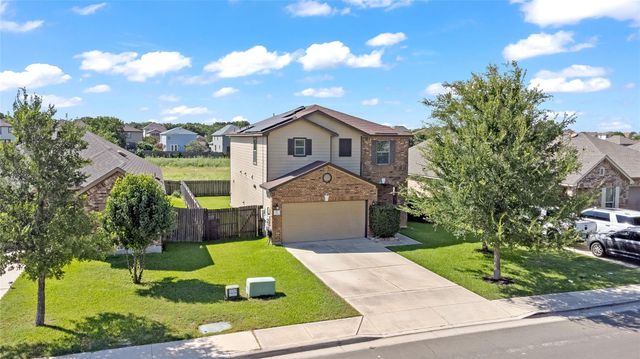 351 New Bridge DR, Kyle, TX 78640