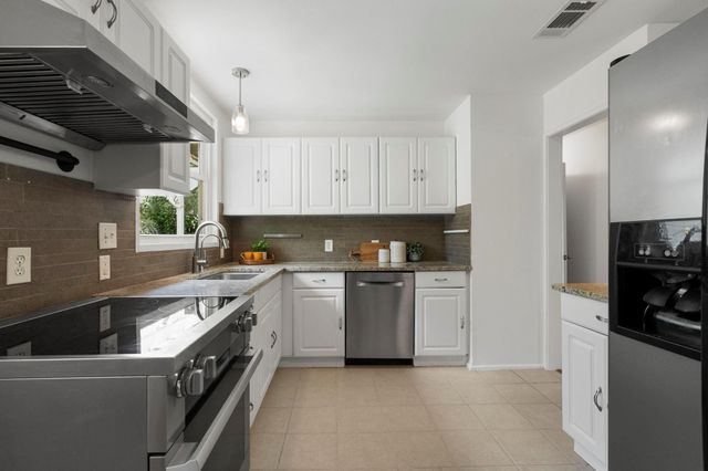 1416 Corona DR, Austin, TX 78723