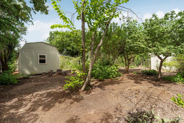 1416 Corona DR, Austin, TX 78723