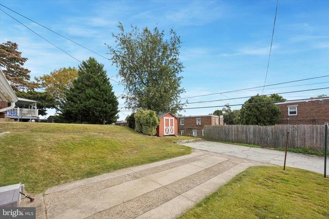 539 OVERLOOK RD, Philadelphia, PA 19128