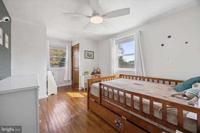 539 OVERLOOK RD, Philadelphia, PA 19128