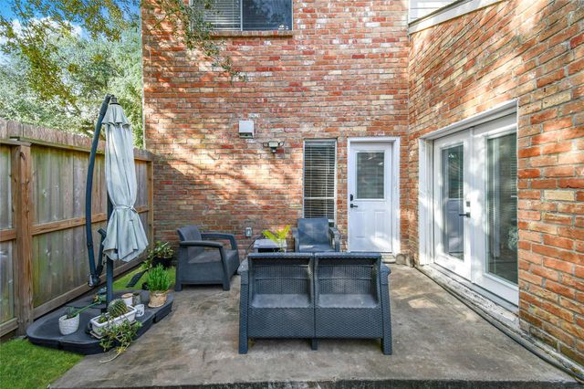 9234 Westwood Village Drive 17, Houston, TX 77036