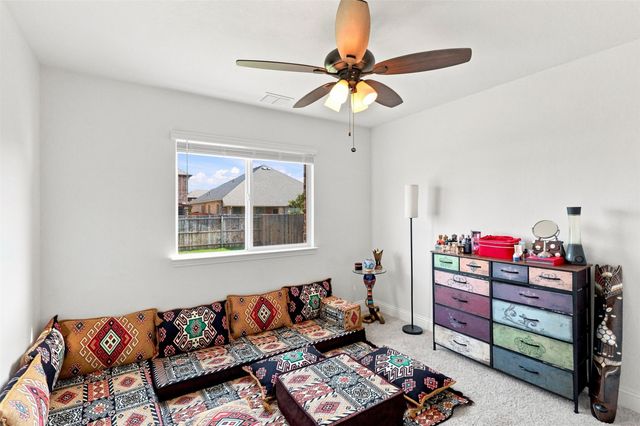 303 Pineview Lane, Ponder, TX 76259