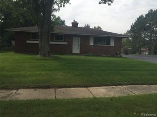 3703 Breaker Street, Waterford, MI 48329