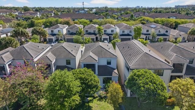 325 NW 33rd Lane, Pompano Beach, FL 33069