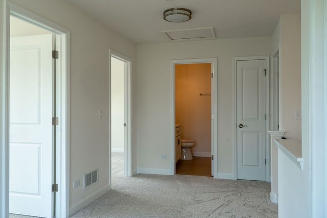 513 Amherst Drive, Sycamore, IL 60178