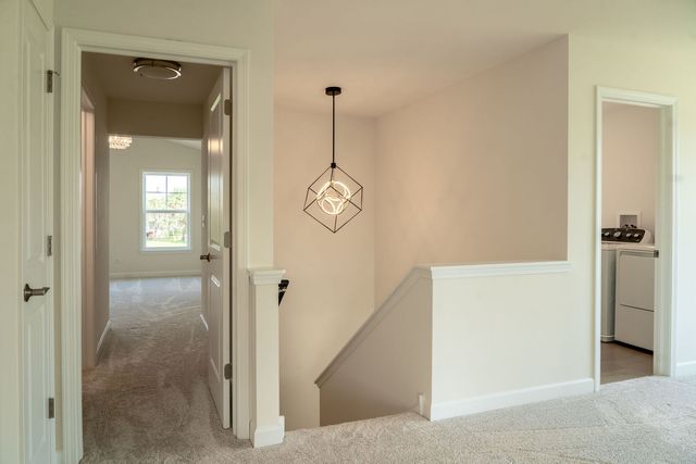 513 Amherst Drive, Sycamore, IL 60178