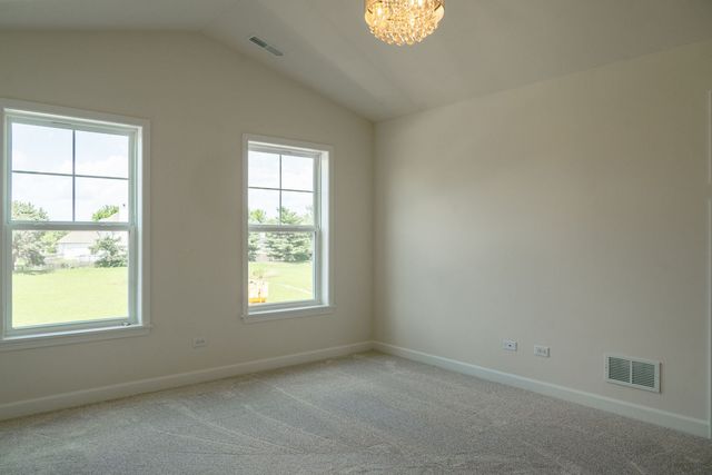 513 Amherst Drive, Sycamore, IL 60178