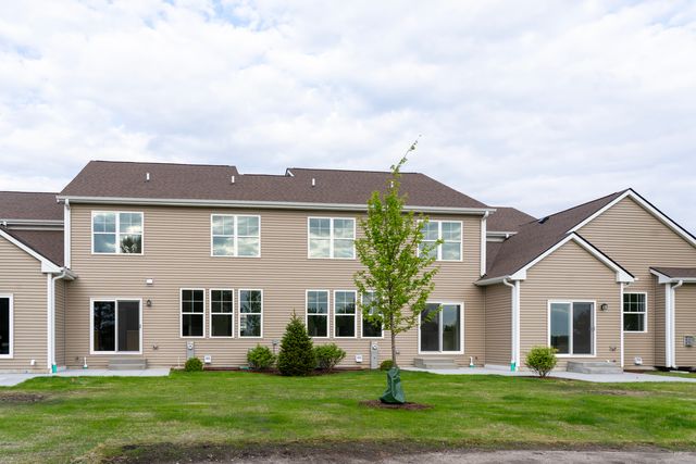 513 Amherst Drive, Sycamore, IL 60178