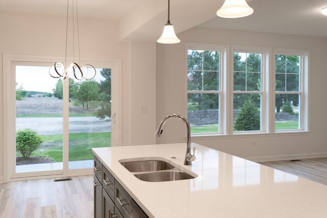 513 Amherst Drive, Sycamore, IL 60178