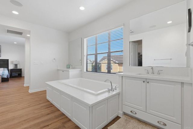 6 Volanta Court, Rancho Mission Viejo, CA 92694