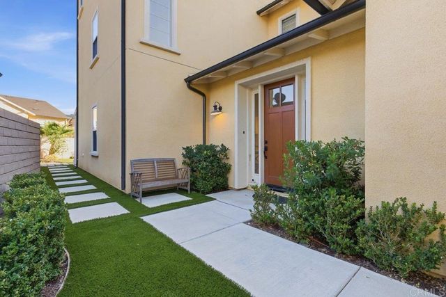 6 Volanta Court, Rancho Mission Viejo, CA 92694