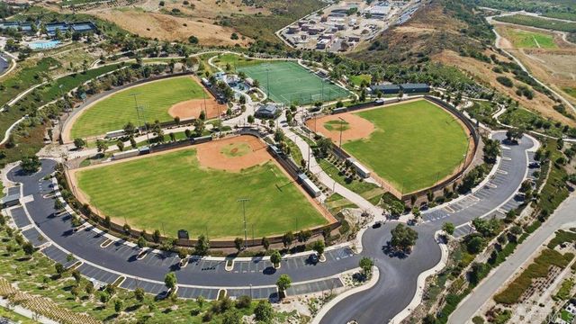 6 Volanta Court, Rancho Mission Viejo, CA 92694