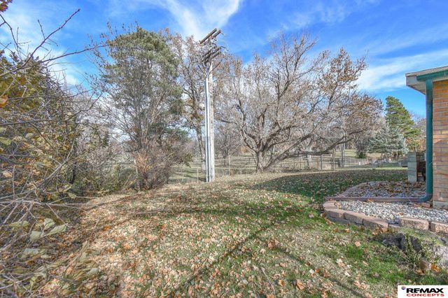 7000 S Wedgewood Drive, Lincoln, NE 68510