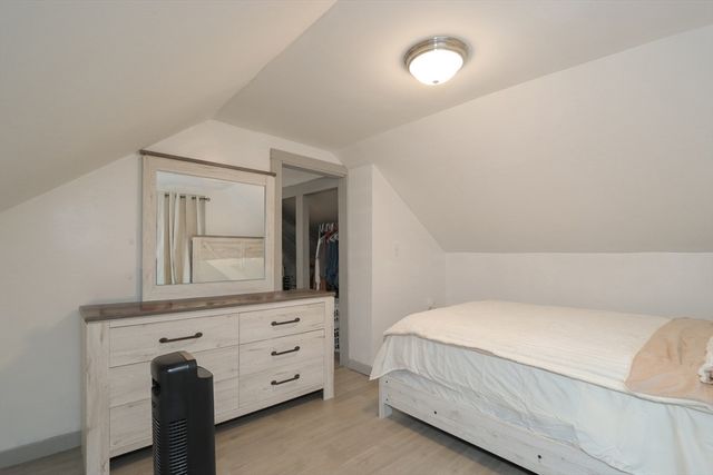 140 Eddy St, Springfield, MA 01104