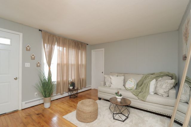 140 Eddy St, Springfield, MA 01104