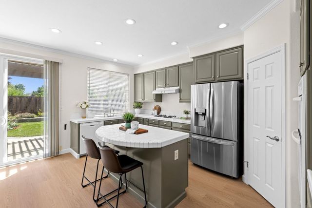 9110 Avezan Way, Gilroy, CA 95020
