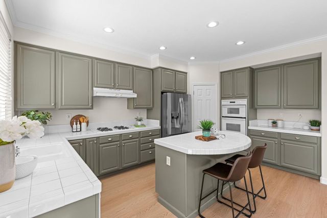 9110 Avezan Way, Gilroy, CA 95020