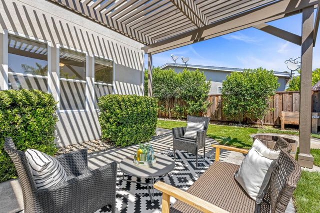 9110 Avezan Way, Gilroy, CA 95020