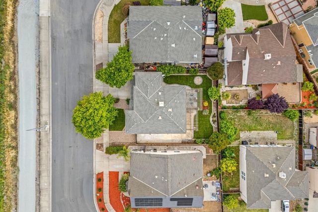 9110 Avezan Way, Gilroy, CA 95020