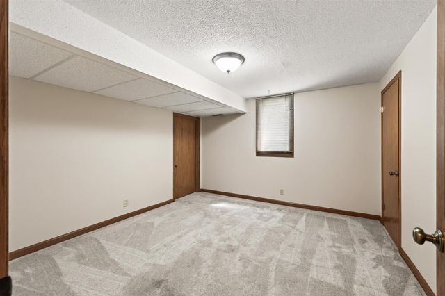5526 Meister Road, Fridley, MN 55432