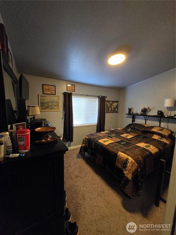 1466 Ferrier Road, Winlock, WA 98596