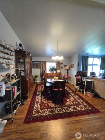 1466 Ferrier Road, Winlock, WA 98596